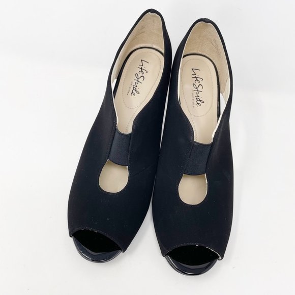 Life Stride Womens Black Vegan Suede Comfort Heel Slip On Peep toe Pumps 9.5 - Picture 3 of 11